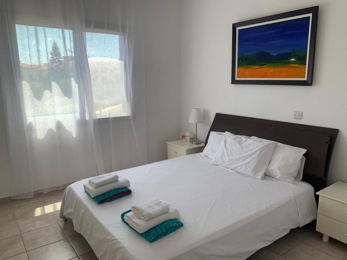 Kings Palace - Stylish, Modern 2 Bed With Sea Views Paphos Ngoại thất bức ảnh