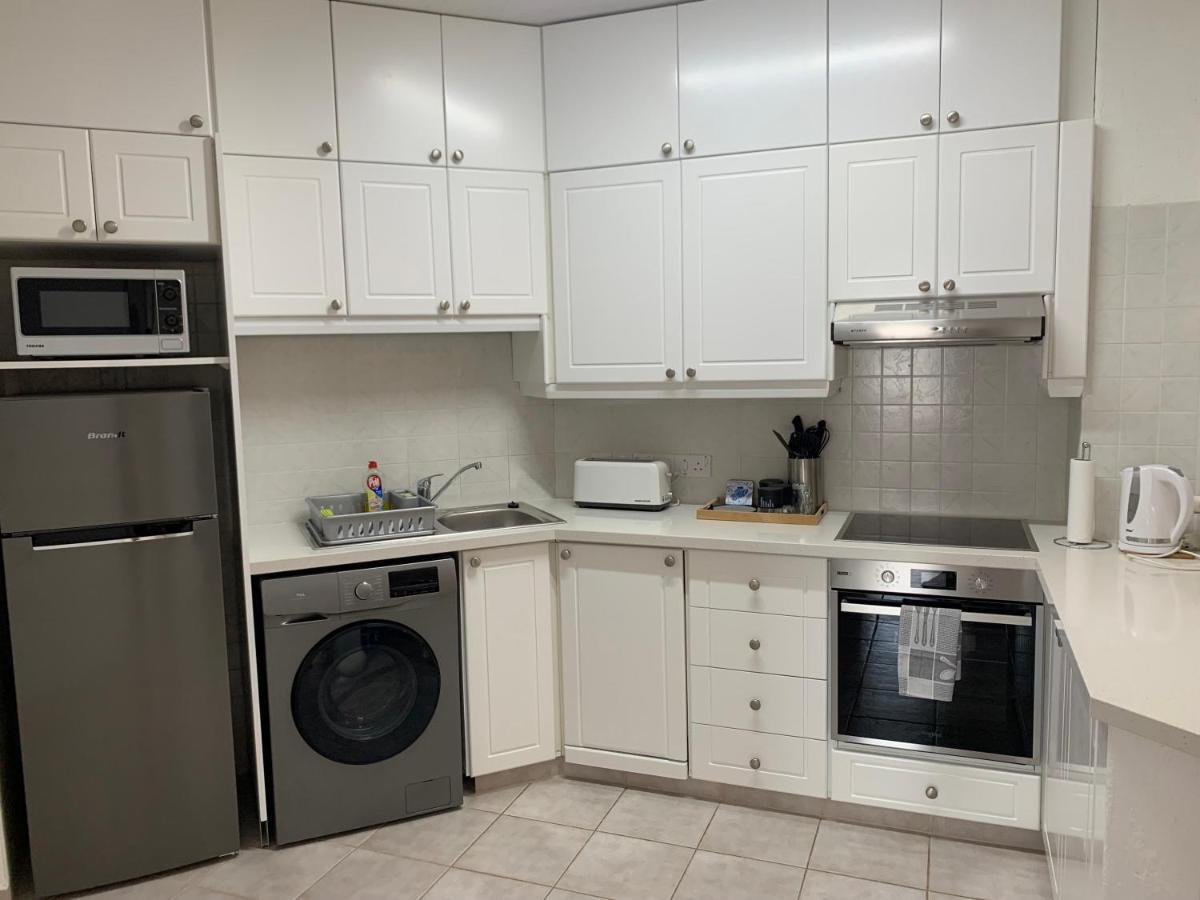Kings Palace - Stylish, Modern 2 Bed With Sea Views Paphos Ngoại thất bức ảnh
