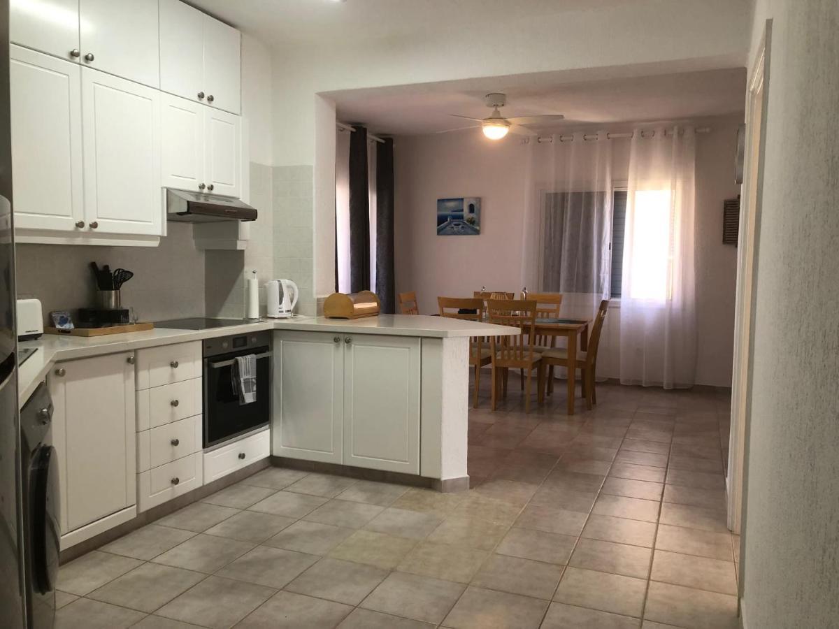 Kings Palace - Stylish, Modern 2 Bed With Sea Views Paphos Ngoại thất bức ảnh